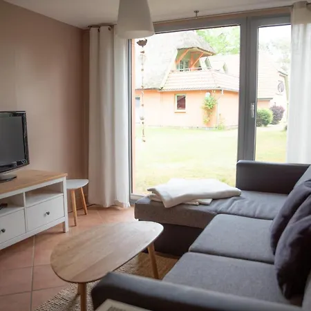 Semesterbostad Ferienhaus Im Garten